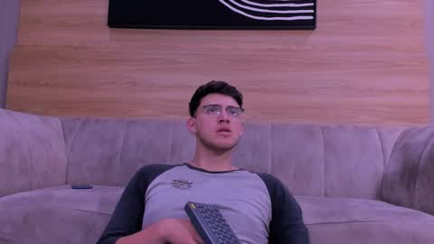 Jhonny Dick  his neighbors. online show from 03/02/26, 08:15