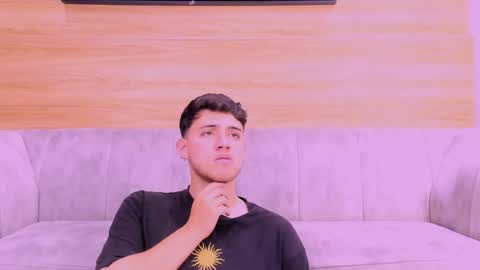 Jhonny Dick  his neighbors. online show from 03/05/26, 01:01