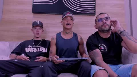 Jhonny Dick  his neighbors. online show from 03/09/26, 07:29