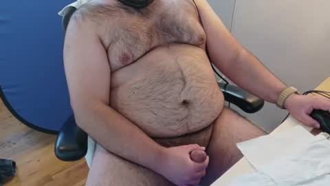 webarebuttbears online show from 06/21/26, 09:39