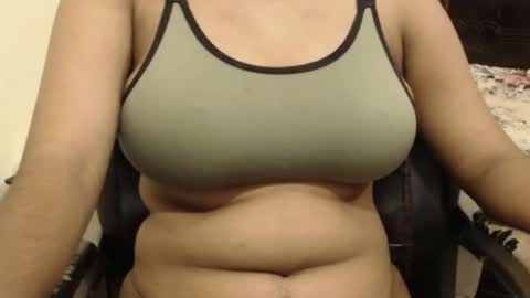 mina online show from 10/18/25, 08:37