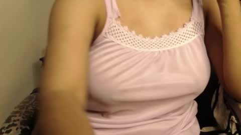 mina online show from 11/18/25, 10:36