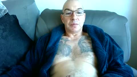 Snapshot of wechatistrokeurub chatting on 10/17/25, 09:12 wechatistrokeurub online show from 10/17/25, 09:12