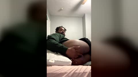 WeDaShit Come Vibe with me . online show from 12/16/25, 03:17