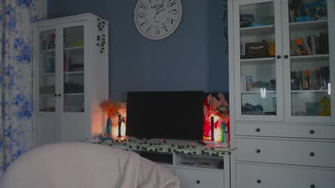 Snapshot of weed_princesss chatting on 01/31/25, 11:56  moon  online show from 01/31/25, 11:56