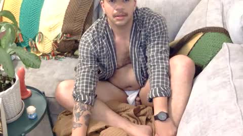 weeeee_snawww online show from 04/18/26, 09:35