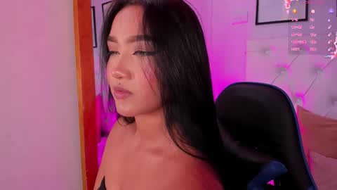 Snapshot of ween_sheng_ chatting on 02/17/26, 05:08 Wennsheng online show from 02/17/26, 05:08