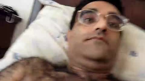 Snapshot of wefjkasdhfsn chatting on 12/14/25, 05:40 Your Toy Joy Boy online show from 12/14/25, 05:40