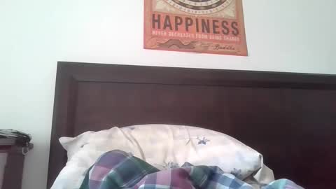 Snapshot of wefjkasdhfsn chatting on 12/17/25, 06:36 Your Toy Joy Boy online show from 12/17/25, 06:36