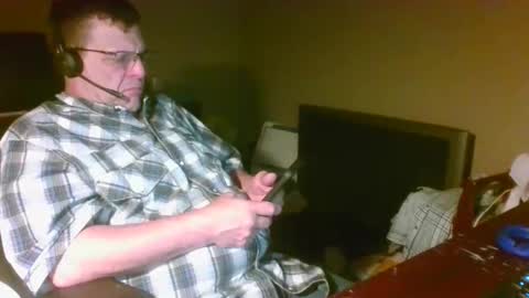 Snapshot of welderod chatting on 05/06/26, 08:41 welderod online show from 05/06/26, 08:41