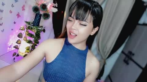 Hi Im LOVIE Please dont forget to follow and thumbs up me online show from 04/10/26, 09:30