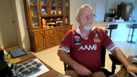 Snapshot of wellhelloo chatting on 06/17/26, 11:27 Wellhelloo online show from 06/17/26, 11:27