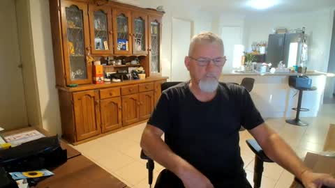 Snapshot of wellhelloo chatting on 07/15/26, 06:51 Wellhelloo online show from 07/15/26, 06:51
