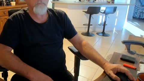 Snapshot of wellhelloo chatting on 07/16/26, 05:57 Wellhelloo online show from 07/16/26, 05:57