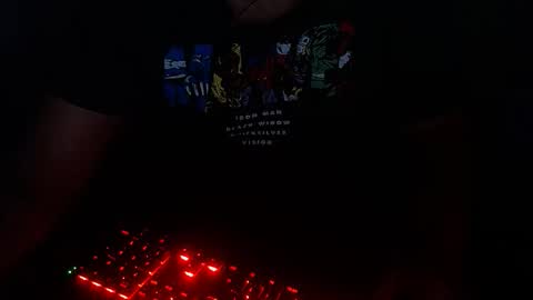 Snapshot of wellingtont chatting on 10/11/25, 08:13 wellingtont online show from 10/11/25, 08:13