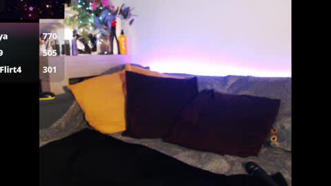 Liza online show from 01/24/25, 04:37