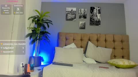 Wendolyn online show from 09/30/25, 04:34