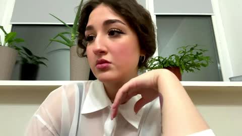 Snapshot of wendolynmusil chatting on 03/24/26, 04:34 Anna online show from 03/24/26, 04:34