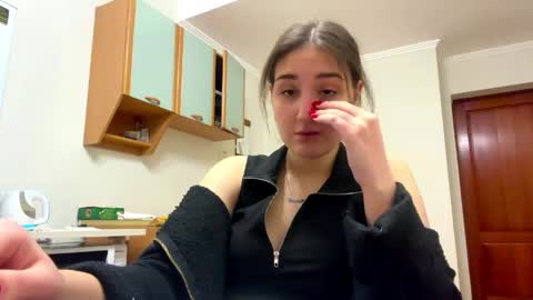 Snapshot of wendolynmusil chatting on 04/21/26, 04:12 Anna online show from 04/21/26, 04:12