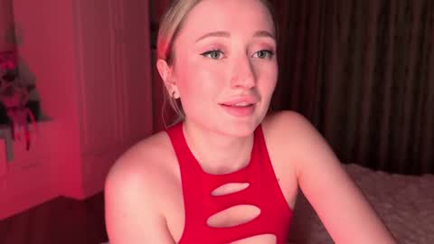 Daisy    online show from 01/30/25, 05:39