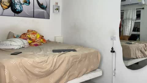 Wendy Alex online show from 09/12/25, 02:11