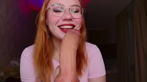 Snapshot of wendy_cherryy chatting on 10/30/25, 04:08 Wendy online show from 10/30/25, 04:08