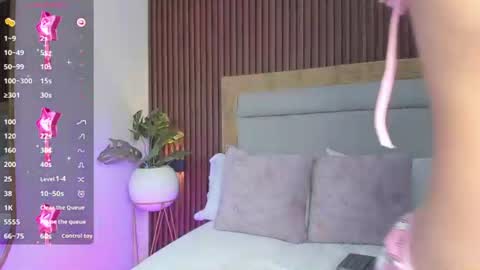 Snapshot of wendy_jonnes chatting on 08/04/26, 03:10 W E N online show from 08/04/26, 03:10