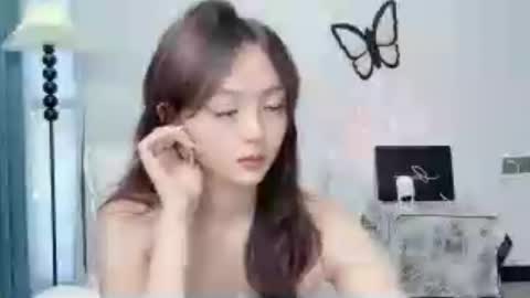 Snapshot of wenwen123123 chatting on 07/13/26, 03:31 wenwen online show from 07/13/26, 03:31