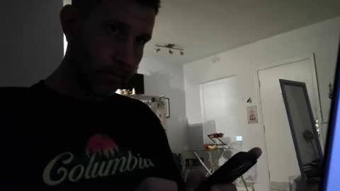 Snapshot of werethesmiths chatting on 03/27/26, 01:00 Frank and Barbie online show from 03/27/26, 01:00