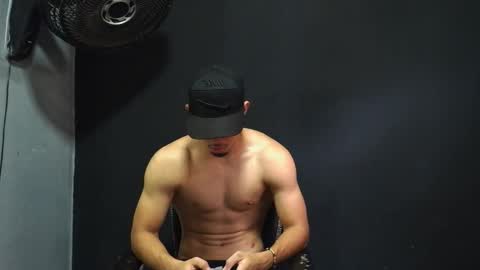 wesley_77 online show from 03/20/26, 08:14