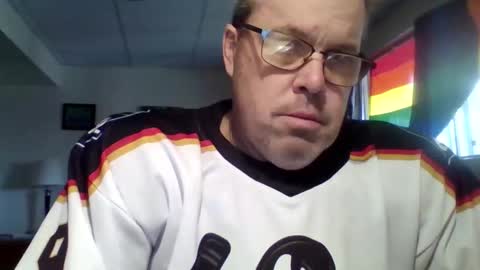 Snapshot of westcoasthockeyplayer chatting on 03/28/26, 05:12 westcoasthockeyplayer online show from 03/28/26, 05:12