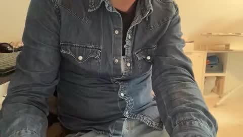 Snapshot of wet_adidasboy chatting on 09/26/25, 01:59 wet_adidasboy online show from 09/26/25, 01:59