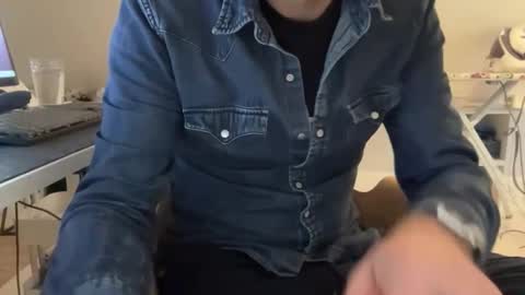 Snapshot of wet_adidasboy chatting on 10/20/25, 06:14 wet_adidasboy online show from 10/20/25, 06:14