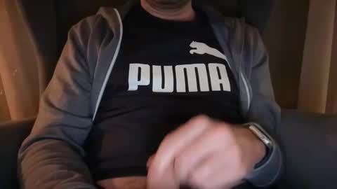 Snapshot of wet_adidasboy chatting on 10/28/25, 08:44 wet_adidasboy online show from 10/28/25, 08:44