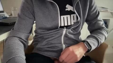 Snapshot of wet_adidasboy chatting on 10/29/25, 09:22 wet_adidasboy online show from 10/29/25, 09:22