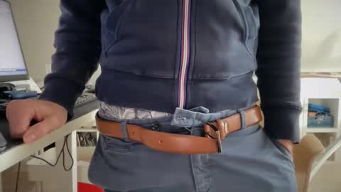 Snapshot of wet_adidasboy chatting on 10/30/25, 08:49 wet_adidasboy online show from 10/30/25, 08:49