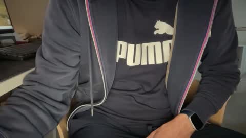 Snapshot of wet_adidasboy chatting on 11/13/25, 06:45 wet_adidasboy online show from 11/13/25, 06:45