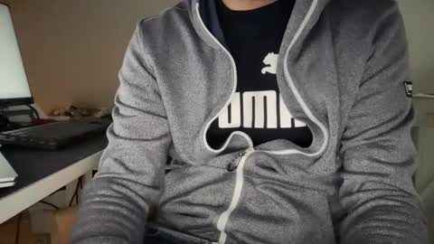 Snapshot of wet_adidasboy chatting on 11/14/25, 07:07 wet_adidasboy online show from 11/14/25, 07:07