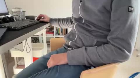 Snapshot of wet_adidasboy chatting on 11/18/25, 11:47 wet_adidasboy online show from 11/18/25, 11:47