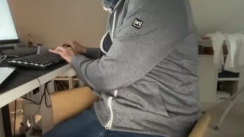 Snapshot of wet_adidasboy chatting on 11/25/25, 07:41 wet_adidasboy online show from 11/25/25, 07:41