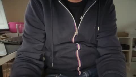 Snapshot of wet_adidasboy chatting on 11/28/25, 07:44 wet_adidasboy online show from 11/28/25, 07:44