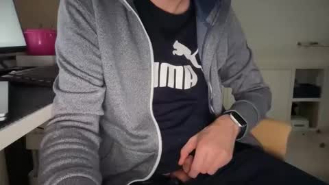 Snapshot of wet_adidasboy chatting on 12/04/25, 08:23 wet_adidasboy online show from 12/04/25, 08:23