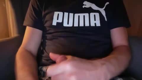 Snapshot of wet_adidasboy chatting on 12/20/25, 09:11 wet_adidasboy online show from 12/20/25, 09:11