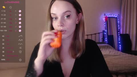 Lana online show from 01/27/25, 04:43