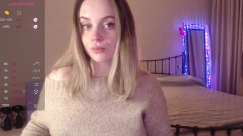 Lana online show from 02/12/25, 06:30
