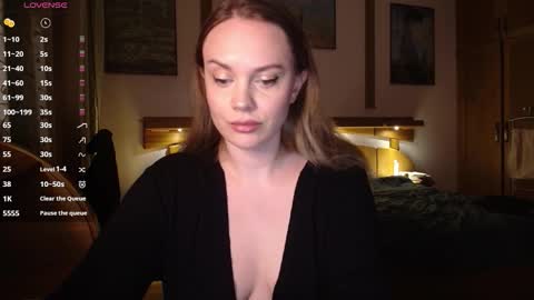 Lana online show from 11/27/25, 08:55