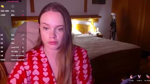 Snapshot of wet_lana chatting on 07/04/26, 08:26 Lana online show from 07/04/26, 08:26