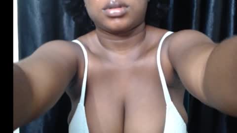 Sonia online show from 10/16/25, 01:23