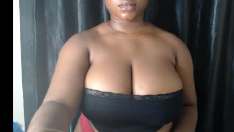 Snapshot of wet_xxpussy55 chatting on 03/11/26, 01:06 Sonia online show from 03/11/26, 01:06