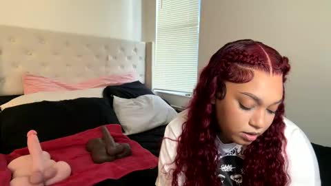 SheSquirts online show from 12/13/25, 09:42